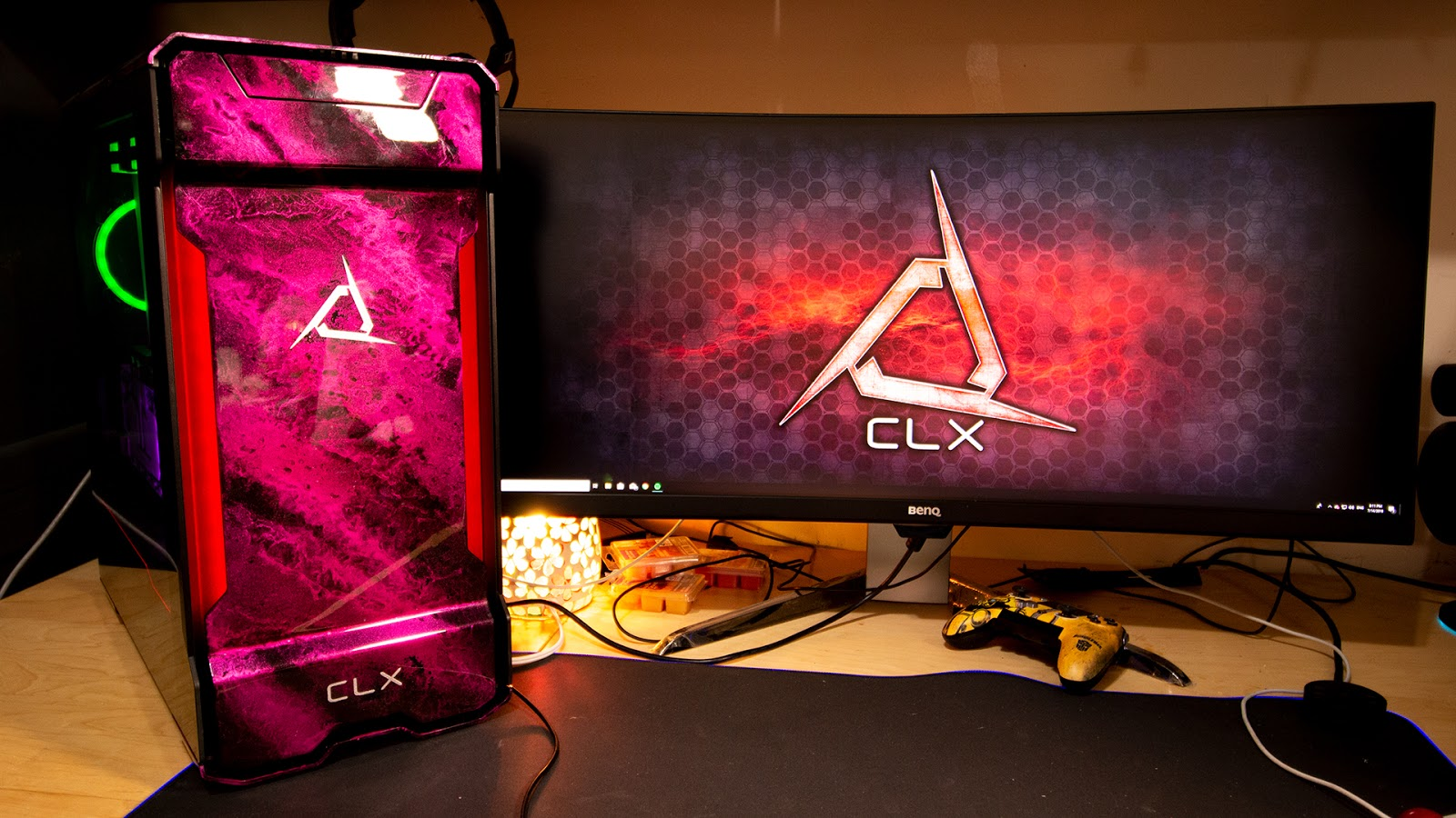 Illustration for article titled Look At This Gosh-Darn Pretty Gaming PC